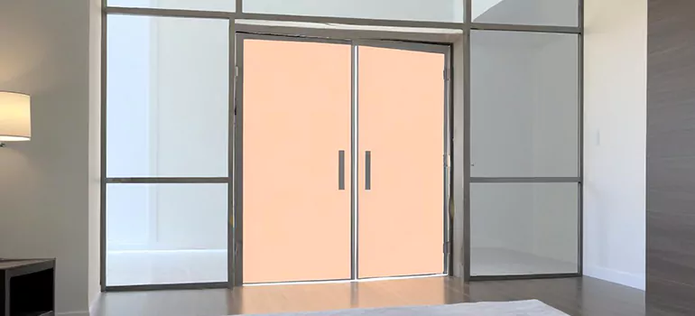 Professional Accordion Door Repair in Pinewood, FL