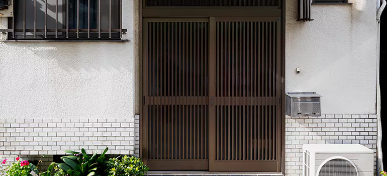 Bifold Louvre Doors in Pinewood, FL