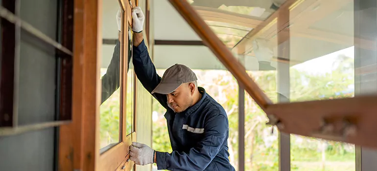 Energy-efficient Window Insulation in Pinewood, FL