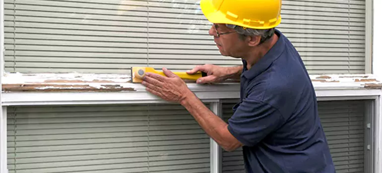 Custom Window Installation And Repair in Pinewood, FL