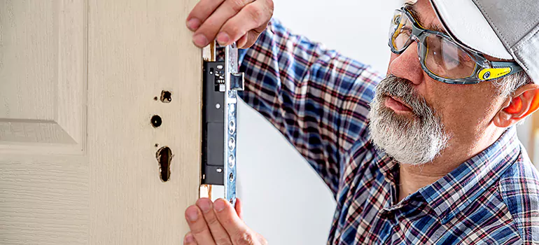 Exterior Door Handle Replacement in Pinewood, FL