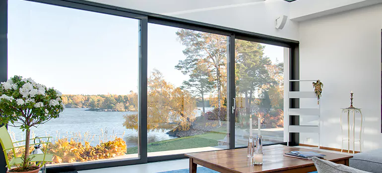 Custom Residential Window Tinting in Pinewood, FL